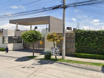 Casa en remate en fraccionamiento en San Pedro Totoltepec Toluca Estado de Mexico