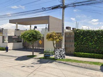 Casa en remate en fraccionamiento en San Pedro Totoltepec Toluca Estado de Mexico
