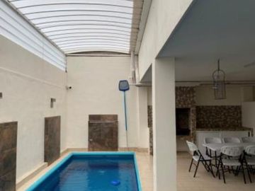 Casa en Cumbres Elite Sector Villas con Alberca