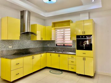 534sqm Corner Lot with 3 Bedroom 2-Storey House for SALE with pool in Angeles City near CLARK