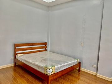 534sqm Corner Lot with 3 Bedroom 2-Storey House for SALE with pool in Angeles City near CLARK