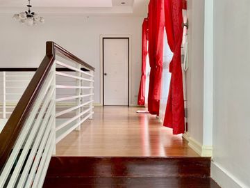 534sqm Corner Lot with 3 Bedroom 2-Storey House for SALE with pool in Angeles City near CLARK
