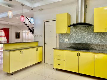 534sqm Corner Lot with 3 Bedroom 2-Storey House for SALE with pool in Angeles City near CLARK