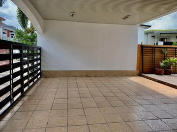 534sqm Corner Lot with 3 Bedroom 2-Storey House for SALE with pool in Angeles City near CLARK