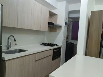 VENTA DE APARTAMENTO HACIENDA NIQUIA CON PARQUEADERO Y CUARTO UTIL