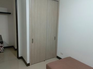VENTA DE APARTAMENTO HACIENDA NIQUIA CON PARQUEADERO Y CUARTO UTIL