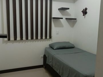 VENTA DE APARTAMENTO HACIENDA NIQUIA CON PARQUEADERO Y CUARTO UTIL