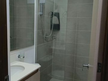 VENTA DE APARTAMENTO HACIENDA NIQUIA CON PARQUEADERO Y CUARTO UTIL