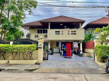 Single house for sale Muang Thong Village 2/3 Soi Phatthanakan 53