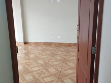 VENDO 5 DEPARTAMENTOS EN EDIFICIO UBICADO EN URB. LAS GARDENIAS DE PRO - LOS OLIVOS