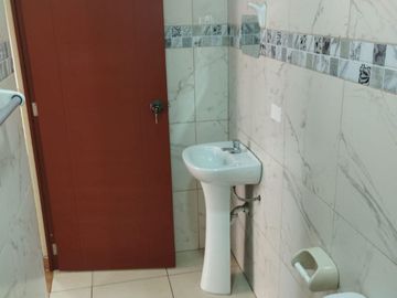 VENDO 5 DEPARTAMENTOS EN EDIFICIO UBICADO EN URB. LAS GARDENIAS DE PRO - LOS OLIVOS