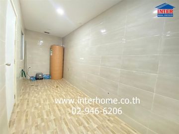 2-storey townhouse, 22 sq m, Pruksa Ville Village 106, Rangsit-Khlong Song, near Siam International School, Soi Rangsit-Nakhon Nayok 62, Rangsit-Nakho