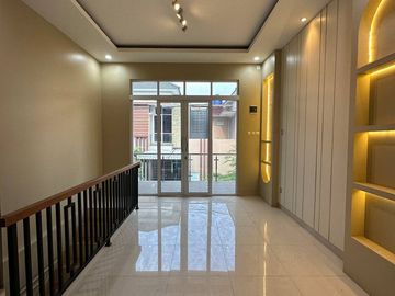 Rumah Dijual Baru Hook Lingkungan Cluster Di Cibubur Ciracas Jakarta Timur Dekat Ke Cibubur Junction
