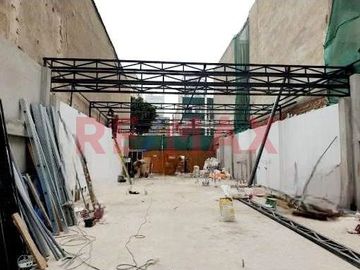 TERRENO COMERCIAL EN VENTA EN LINCE