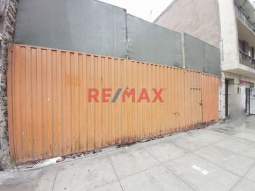 TERRENO COMERCIAL EN VENTA EN LINCE