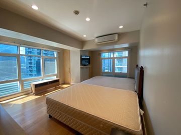 🌟 For Sale: Luxurious Jasmine Tower at One Serendra, BGC 🌟