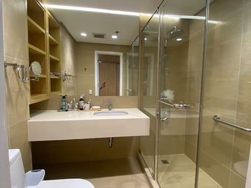 🌟 For Sale: Luxurious Jasmine Tower at One Serendra, BGC 🌟