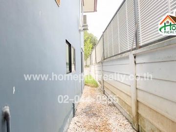 หมู่บ้านบ้านฟ้าปิยรมณ์พรีเมียร์พาร์ค เฟส10 (ใกล้เทสโก้โลตัสลำลูกกาคลอง6)