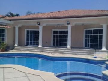 Casa de venta en Protoviejo - Av Reales Tamarindos