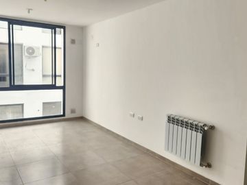 VENTA  OPORTUNIDAD HERMOSO DEPARTAMENTO CENTRICO