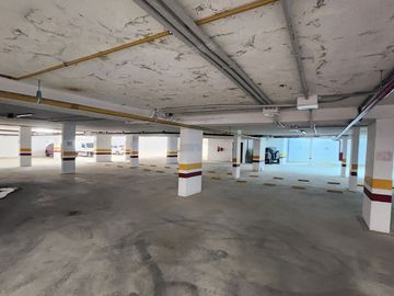 VENTA  OPORTUNIDAD HERMOSO DEPARTAMENTO CENTRICO