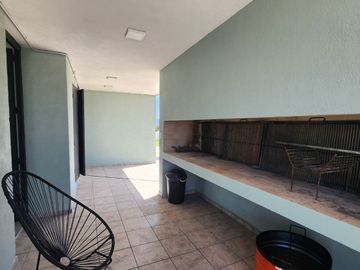 VENTA  OPORTUNIDAD HERMOSO DEPARTAMENTO CENTRICO
