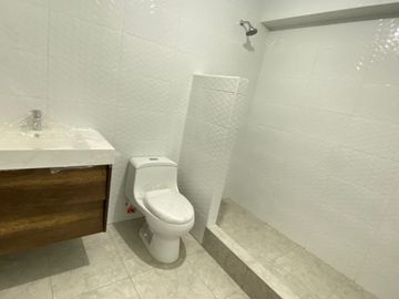 SE VENDE DUPLEX DE ESTRENO EN SAN ISIDRO-TERCER PISO