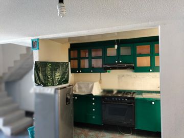 VENTA DE CASA HOGARES DE CASTERA