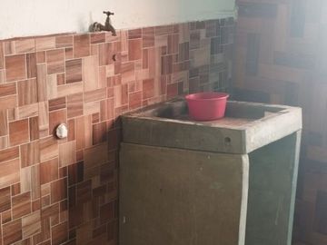 DE OPORTUNIDAD VENTA DE CASA EN SAN JUAN DE CALDERON QUITO ECUADOR