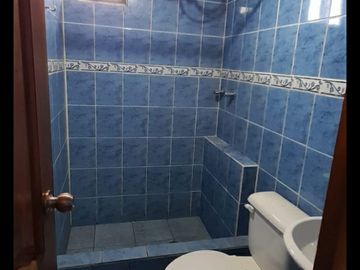 DE OPORTUNIDAD VENTA DE CASA EN SAN JUAN DE CALDERON QUITO ECUADOR