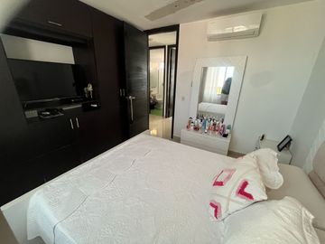 VENDO APARTAMENTO EN MANGA 3 HB - 123 MTS2 - ALCOBA Y BAÑO DE SERVICIO