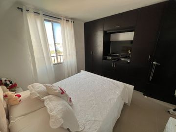 VENDO APARTAMENTO EN MANGA 3 HB - 123 MTS2 - ALCOBA Y BAÑO DE SERVICIO
