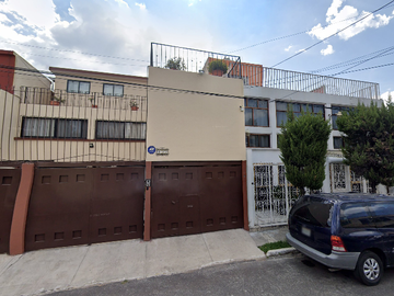Excelente propiedad para inversión. Iztacalco