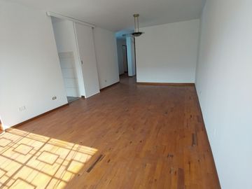 Venta de Depaprtamento en Ate limite con La Molina