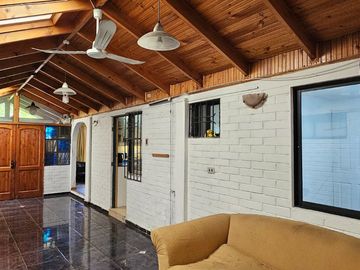 Casa comercial Av. Pajaritos Metro Las Parcelas