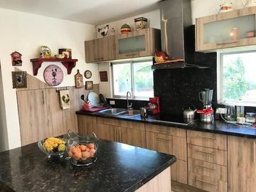 Venta Casa independiente en el Sector de San Pedro de Nayon