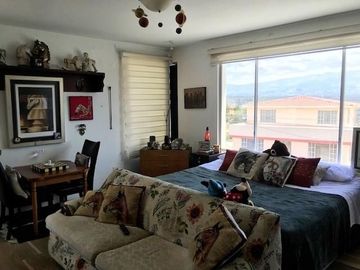 Venta Casa independiente en el Sector de San Pedro de Nayon