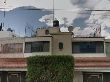 CASA EN REMATE EN NAUCALPAN MEXICO
