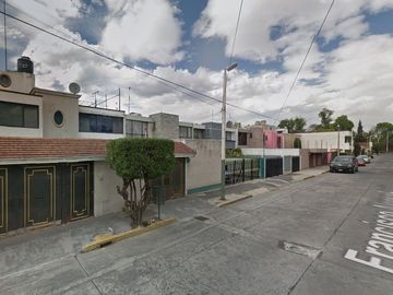 CASA EN REMATE EN NAUCALPAN MEXICO