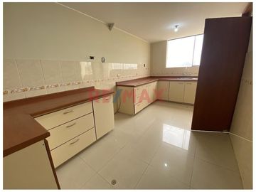 Se Alquila Lindo Duplex En Las Praderas De La Molina