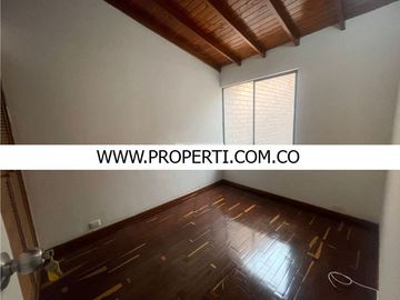 CASA EN ARRIENDO SECTOR LA ABADIA - ENVIGADO