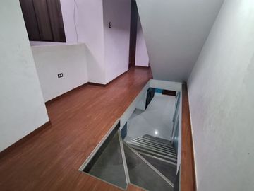 VENTA DE CASA EN VILLA MARIA DEL TRIUNFO (HOSPITAL SOLIDARIDAD SISOL)