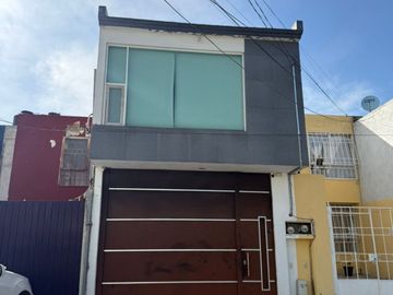 Casa en venta zona Ciudad Judicial