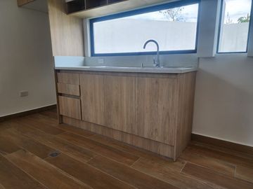 CASA A ESTRENAR EN VENTA URB. LA COLINA VALLE DE LOS CHILLOS