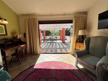 Casa de Lujo en venta con Alberca, amplio jardin y terrazas, ideal para hotel boutique en Centro Historico