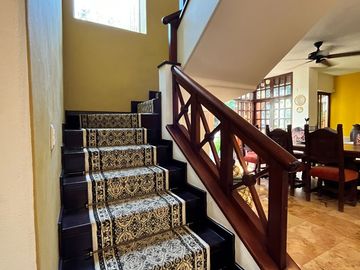 Casa de Lujo en venta con Alberca, amplio jardin y terrazas, ideal para hotel boutique en Centro Historico