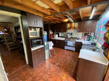 Casa Ampliada y Regularizada en Villa Chalets De Lo Infante de Maipú.