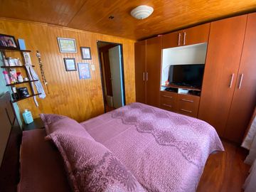 Casa Ampliada y Regularizada en Villa Chalets De Lo Infante de Maipú.