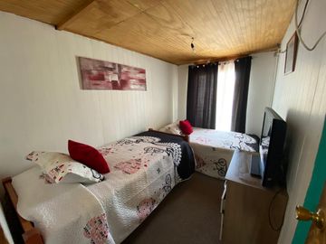 Casa Ampliada y Regularizada en Villa Chalets De Lo Infante de Maipú.