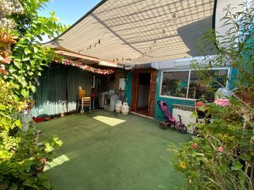 Casa Ampliada y Regularizada en Villa Chalets De Lo Infante de Maipú.